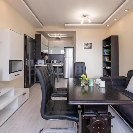 Lovely 2 Bdr Next To Mall Of Appartement Sofia