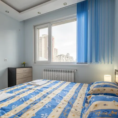 Appartement Lovely 2 Bdr Next To Mall Of *